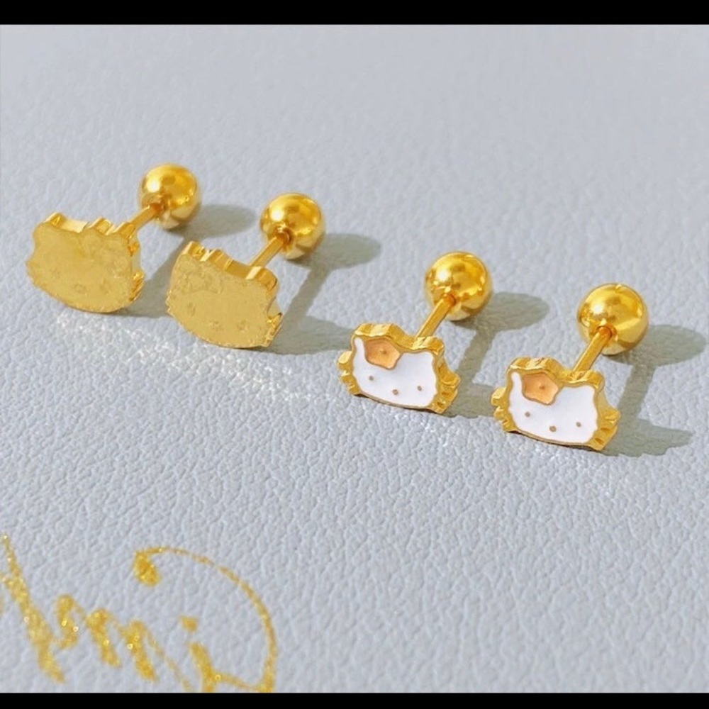 - 18g Surgical Stainless Steel /Yellow 2 pairs of earrings